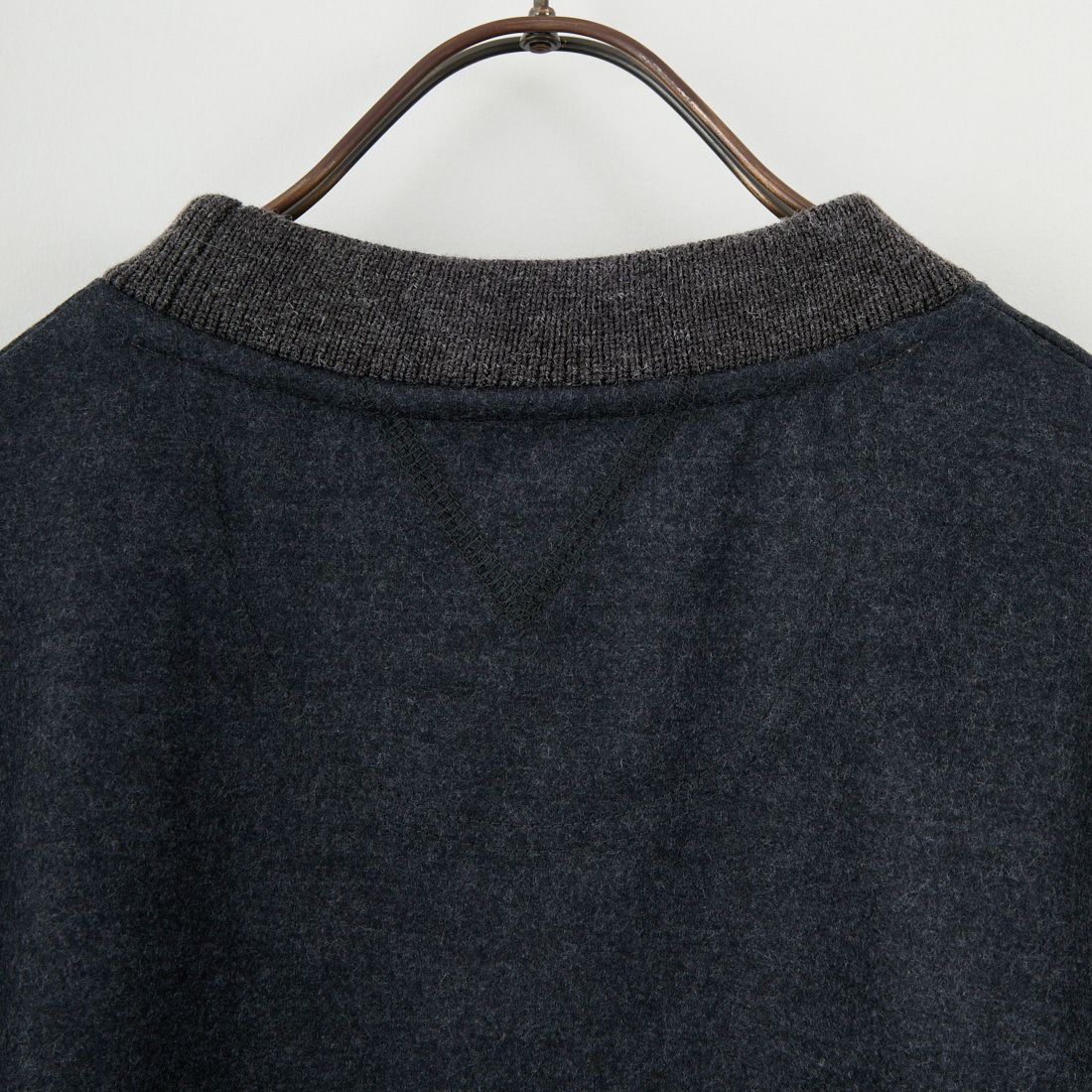 White Mountaineering [ホワイトマウンテニアリング] ウールプルオーバー [RW2573501] CHARCOAL