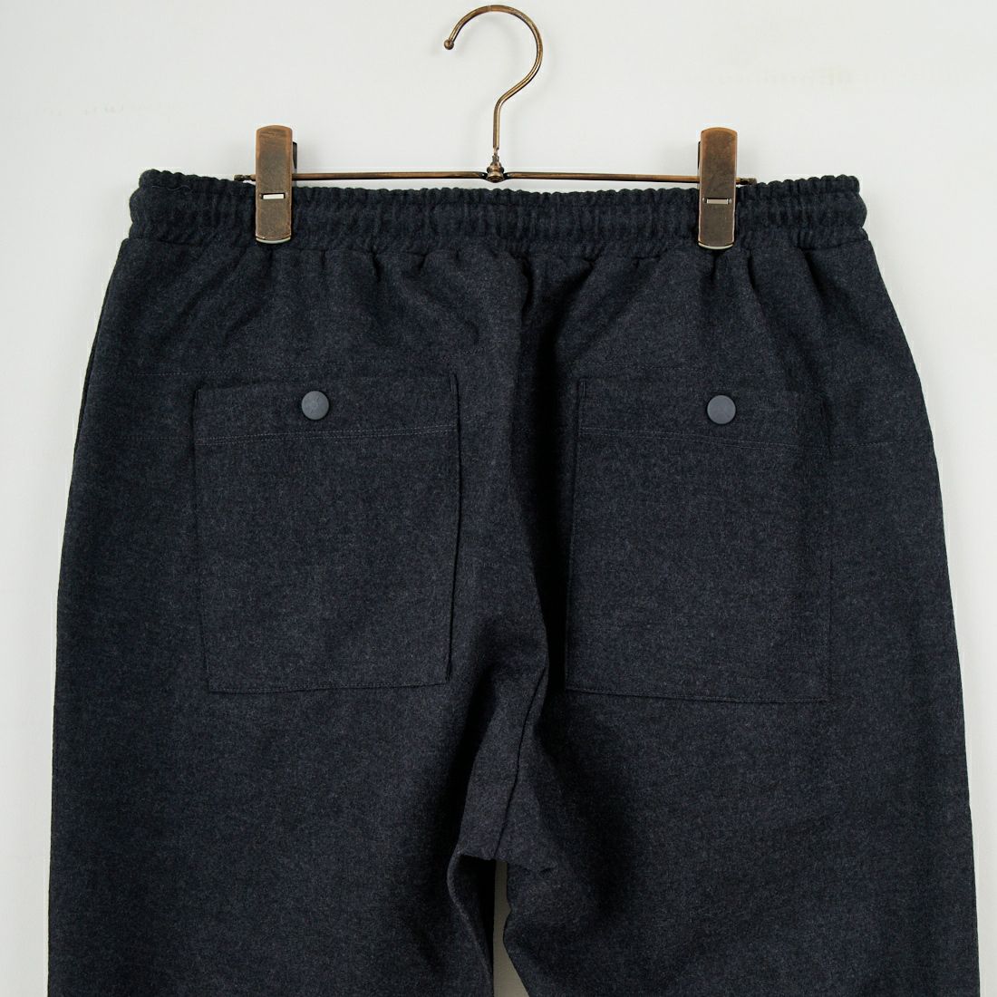 White Mountaineering [ホワイトマウンテニアリング] ウールイージーパンツ [RW2573502] CHARCOAL