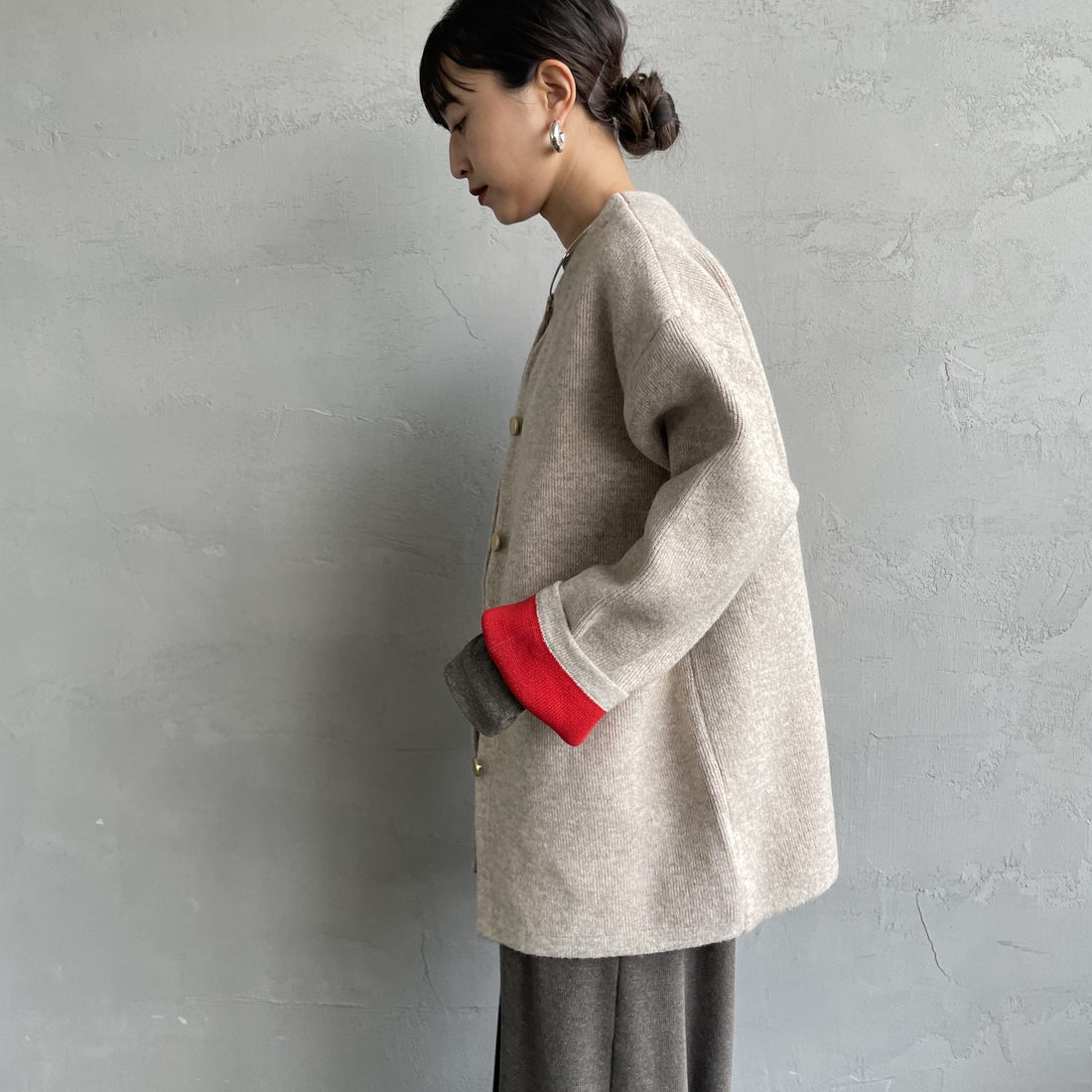 Maison de L'allure [メゾン ドゥ ラリュール] ダブルフェイスニットコート [M24131036] 22 BEG/RED &&モデル身長：150cm 着用サイズ：F&&