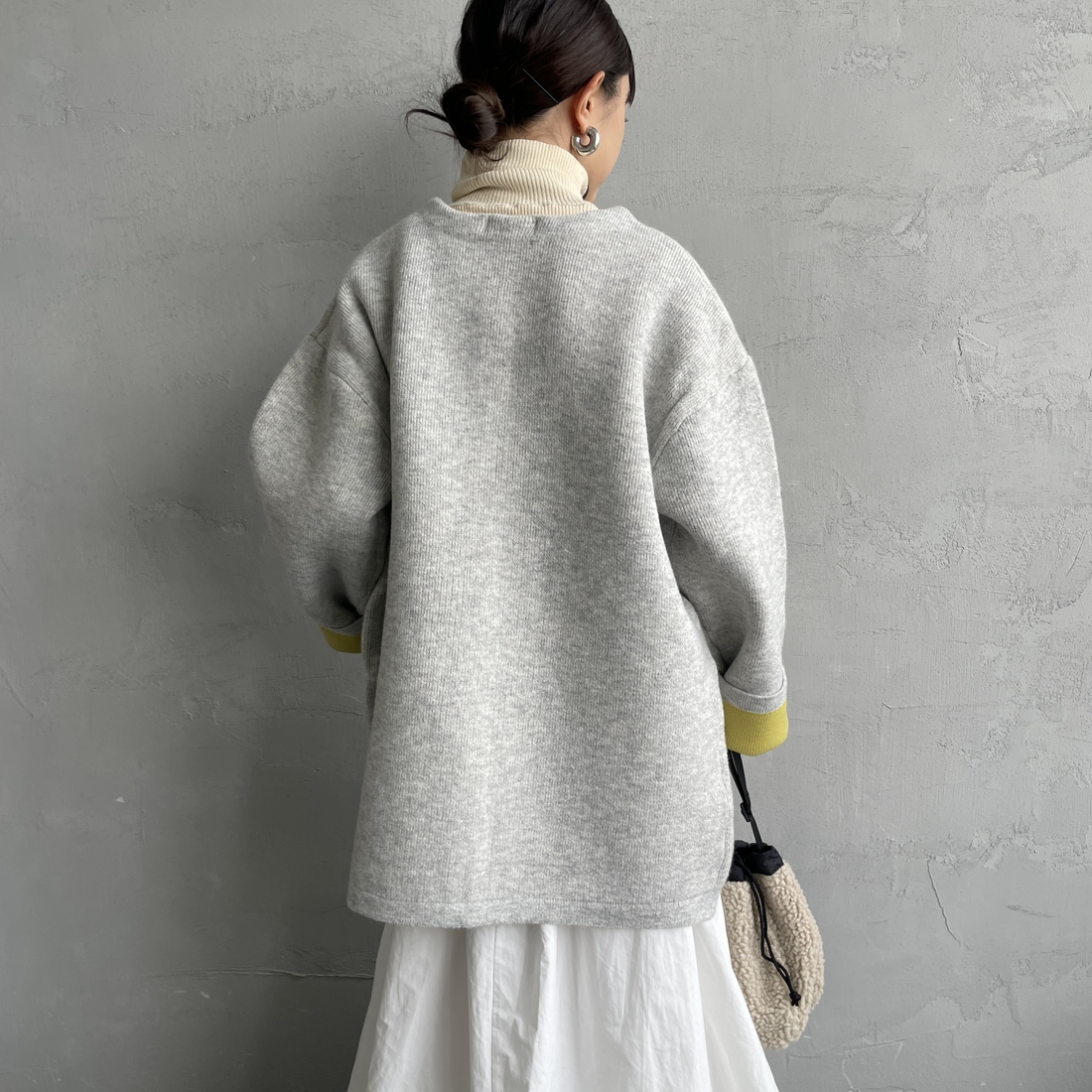 Maison de L'allure [メゾン ドゥ ラリュール] ダブルフェイスニットコート [M24131036] 07 GRY/YEL &&モデル身長：150cm 着用サイズ：F&&