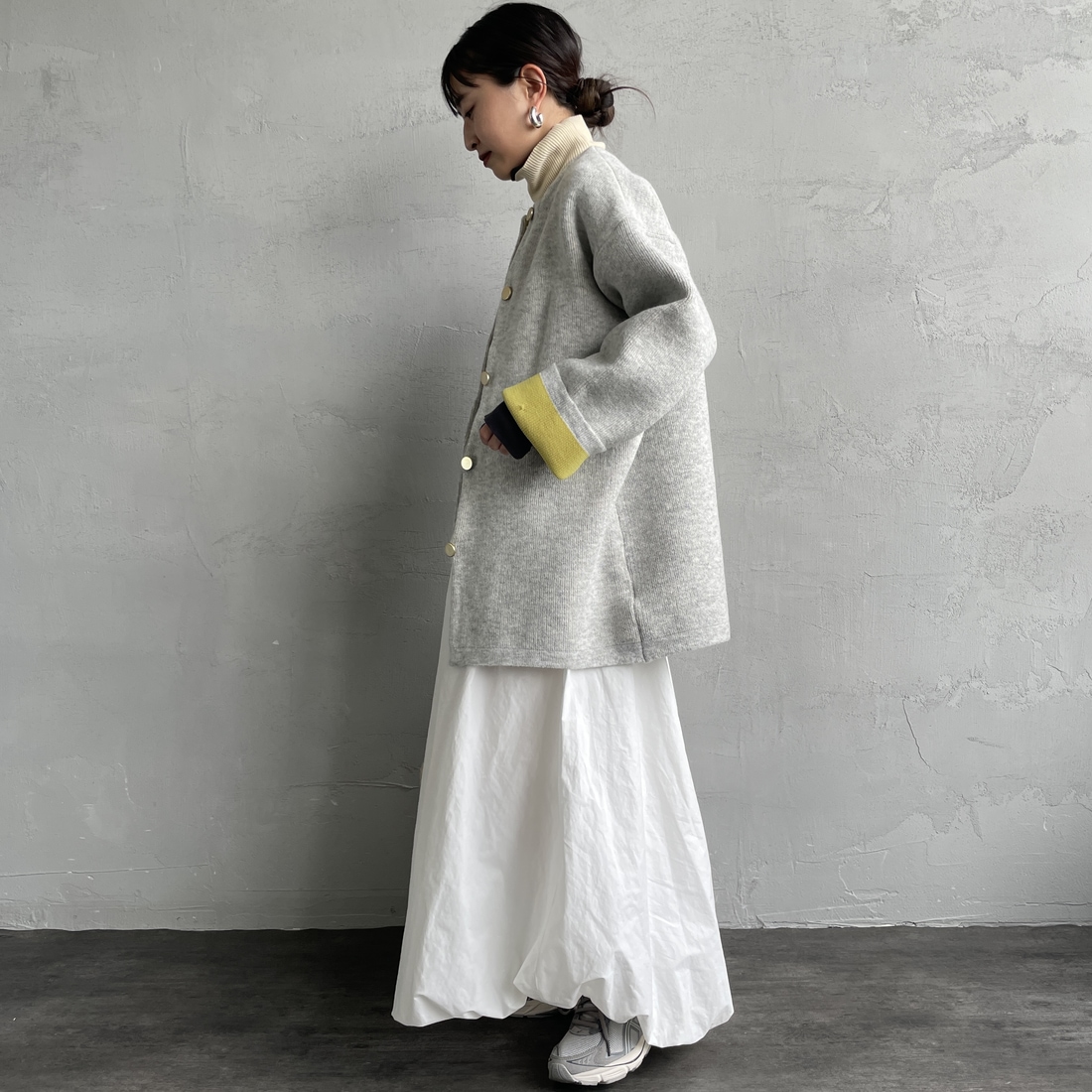 Maison de L'allure [メゾン ドゥ ラリュール] ダブルフェイスニットコート [M24131036] 07 GRY/YEL &&モデル身長：150cm 着用サイズ：F&&