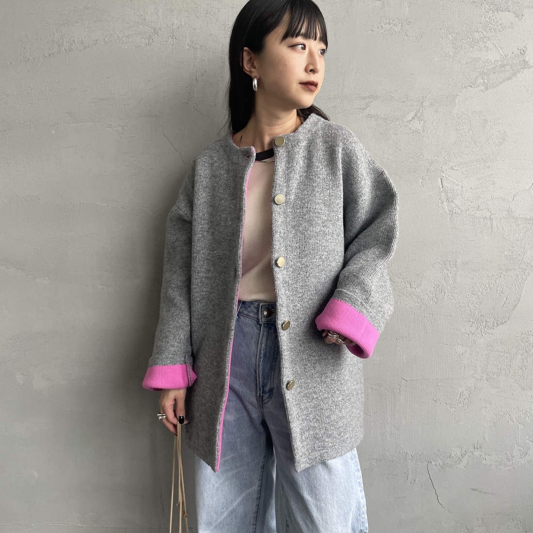 Maison de L'allure [メゾン ドゥ ラリュール] ダブルフェイスニットコート [M24131036] 09 BLK/BRW &&モデル身長：158cm 着用サイズ：F&&