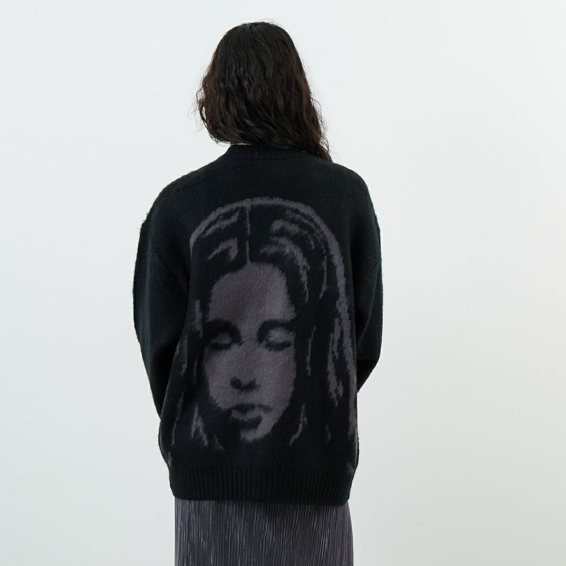 BLACK&&モデル身長：162cm 着用サイズ：ONE SIZE&&