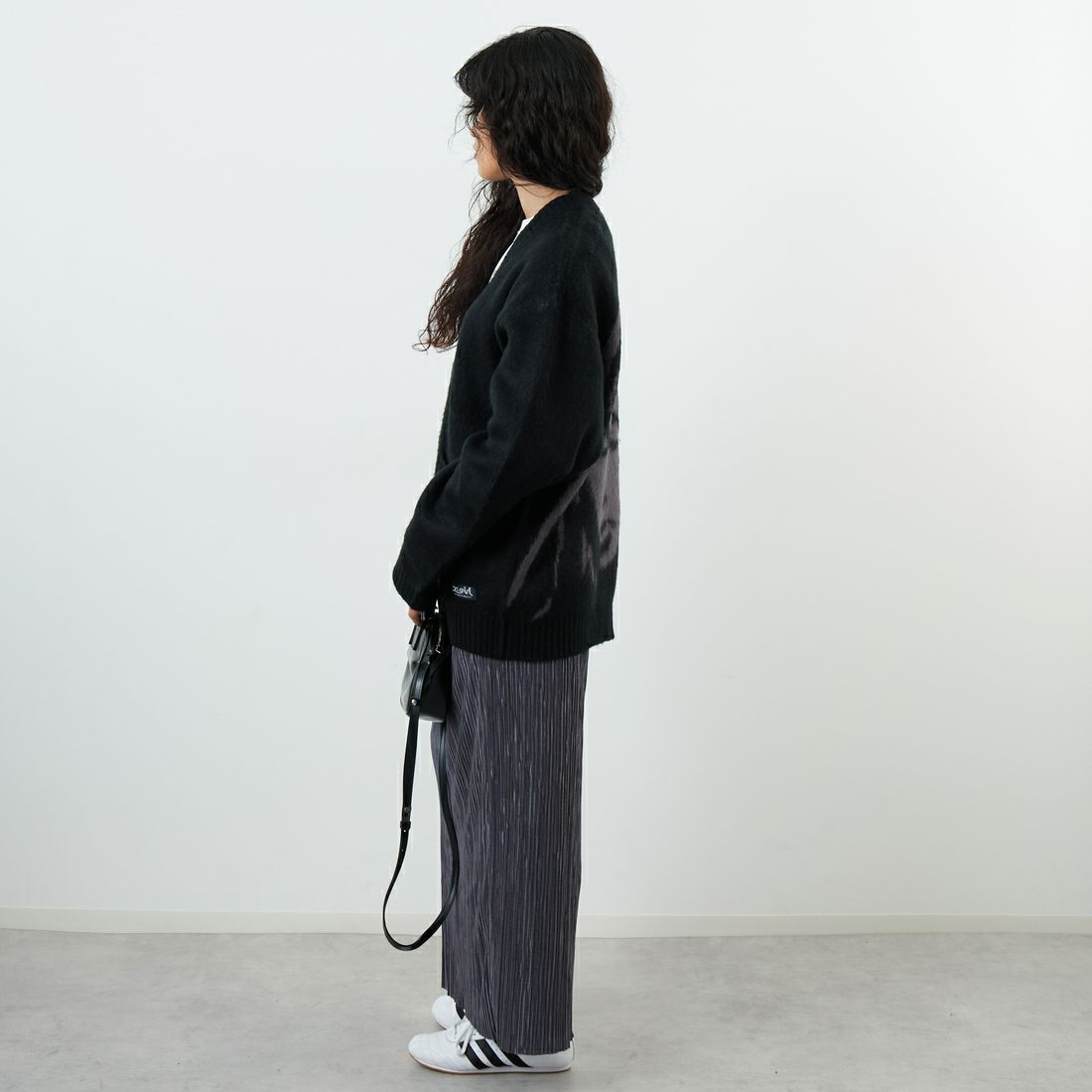 X-girl [エックスガール] フェイスジャガード ニットカーディガン [105253015006] BLACK &&モデル身長：162cm 着用サイズ：ONE SIZE&&