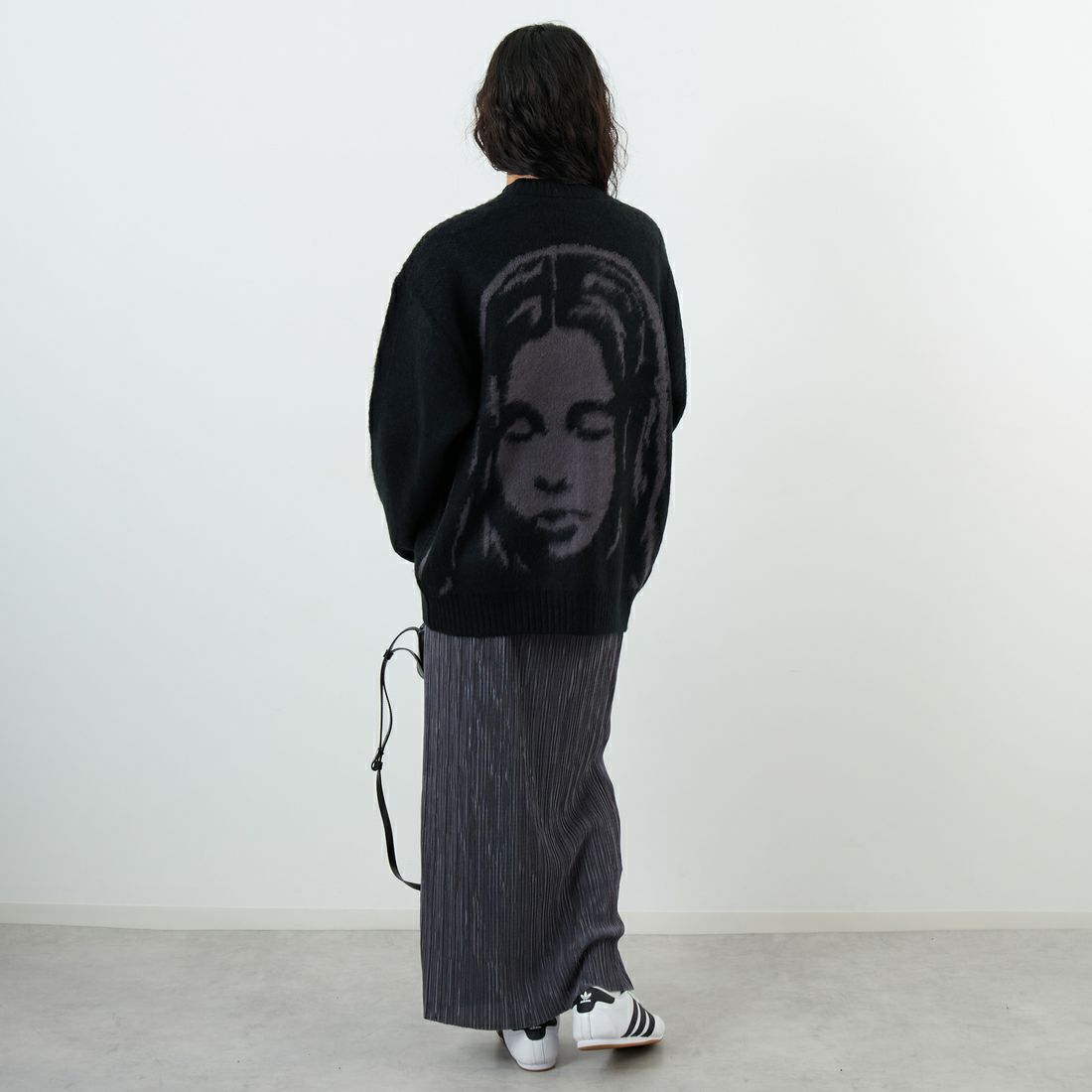 X-girl [エックスガール] フェイスジャガード ニットカーディガン [105253015006] BLACK &&モデル身長：162cm 着用サイズ：ONE SIZE&&