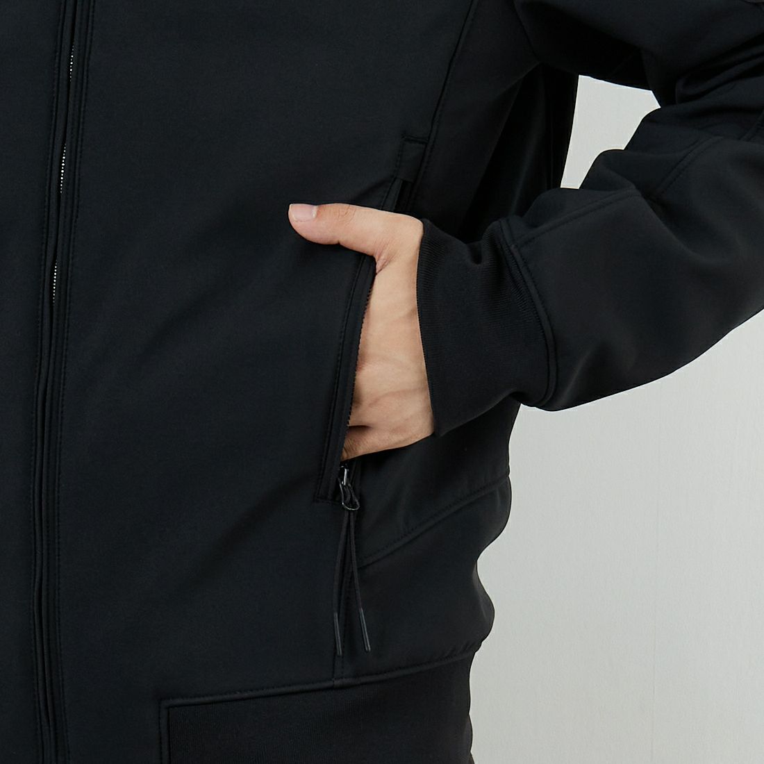 C.P.COMPANY [シーピーカンパニー] C.P. Shell-R ゴーグルジャケット [RFCMOW701A] 999 BLACK &&モデル身長：179cm 着用サイズ：M&&