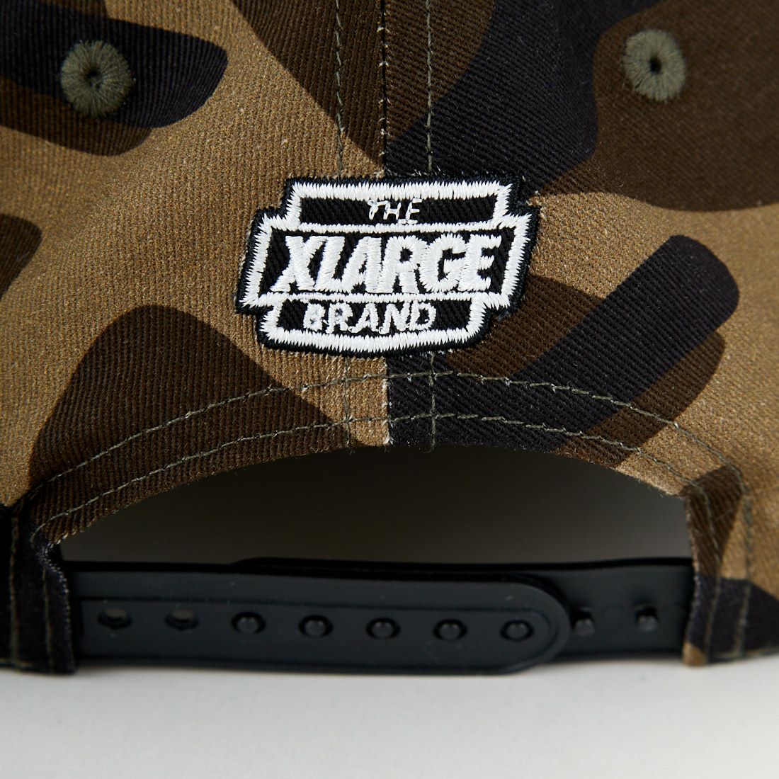 XLARGE [エクストララージ] アーチロゴ スナップバックキャップ [101253051013] CAMO