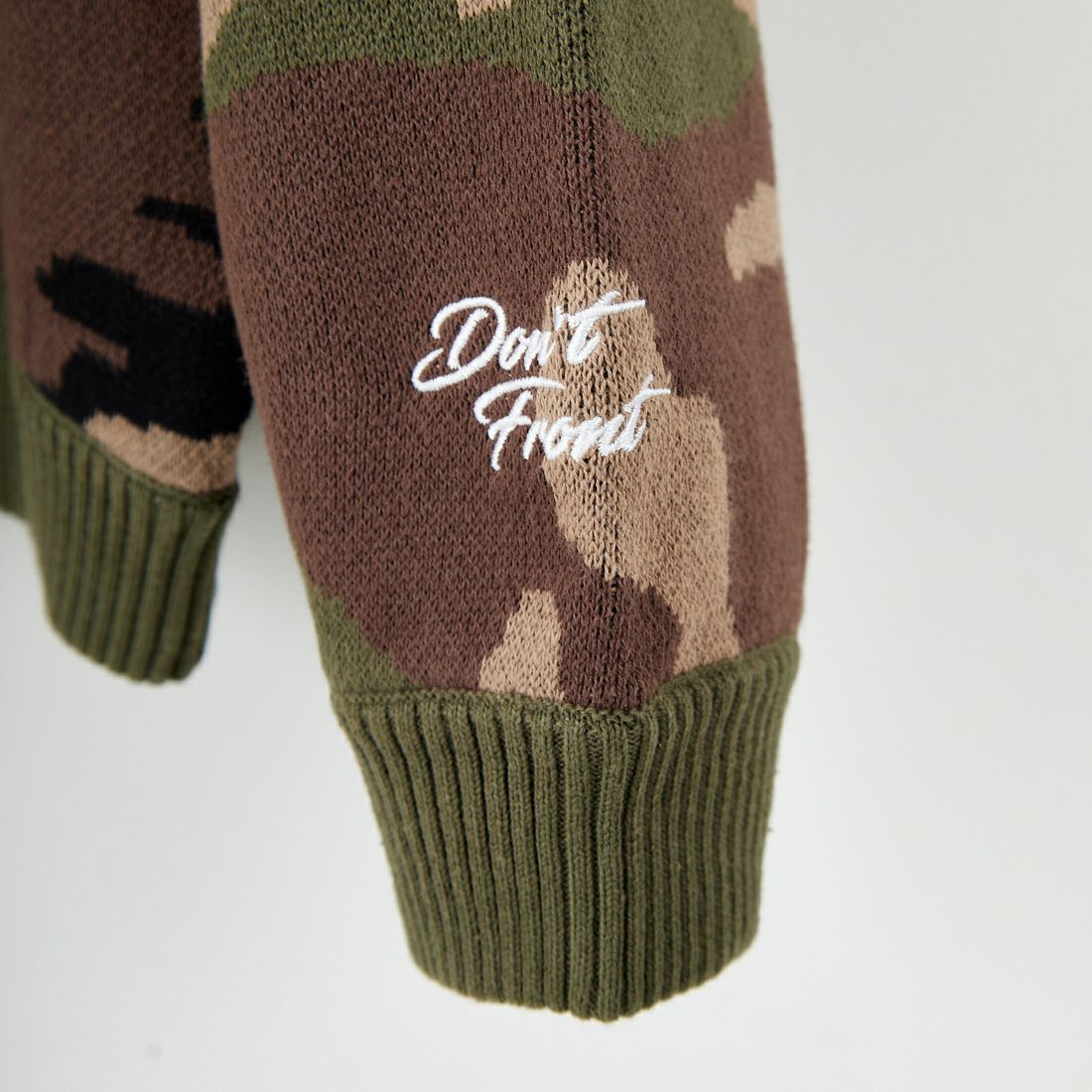 XLARGE [エクストララージ] アーチロゴクルーネックニット [101253015002] CAMO