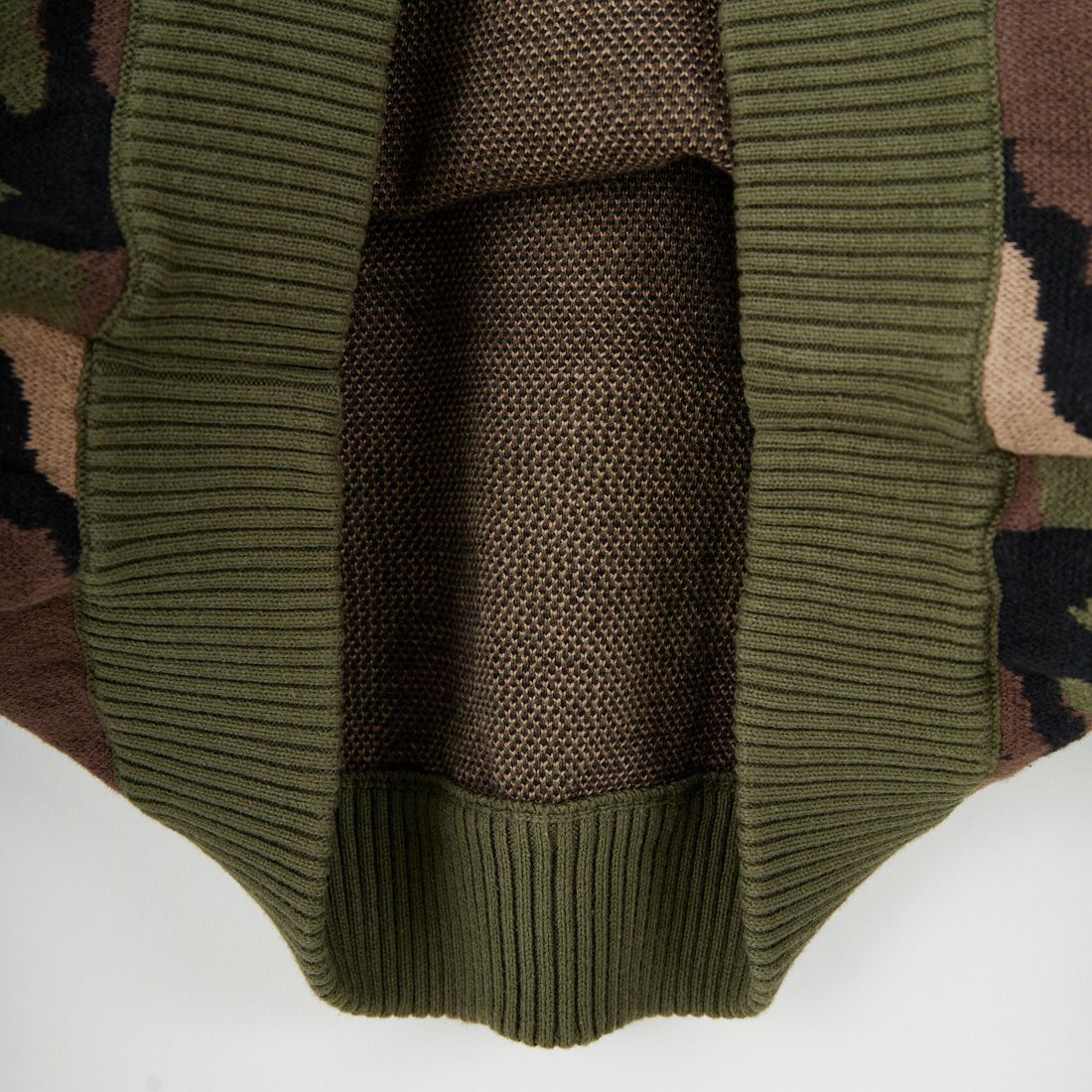 XLARGE [エクストララージ] アーチロゴクルーネックニット