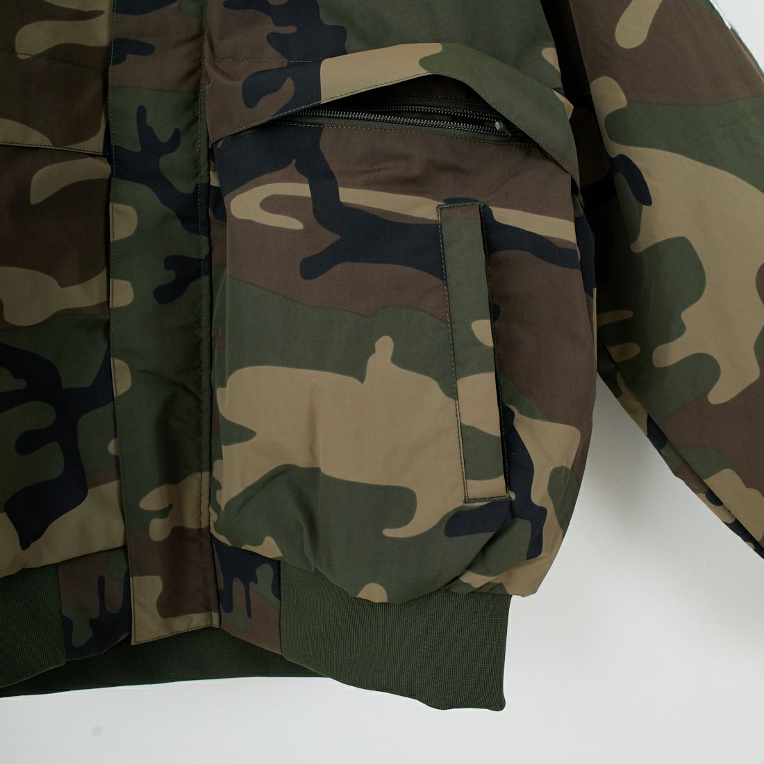 XLARGE [エクストララージ] ナイロンパファージャケット [101253021010] CAMO
