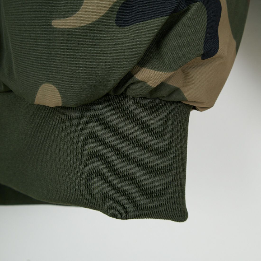 XLARGE [エクストララージ] ナイロンパファージャケット [101253021010] CAMO