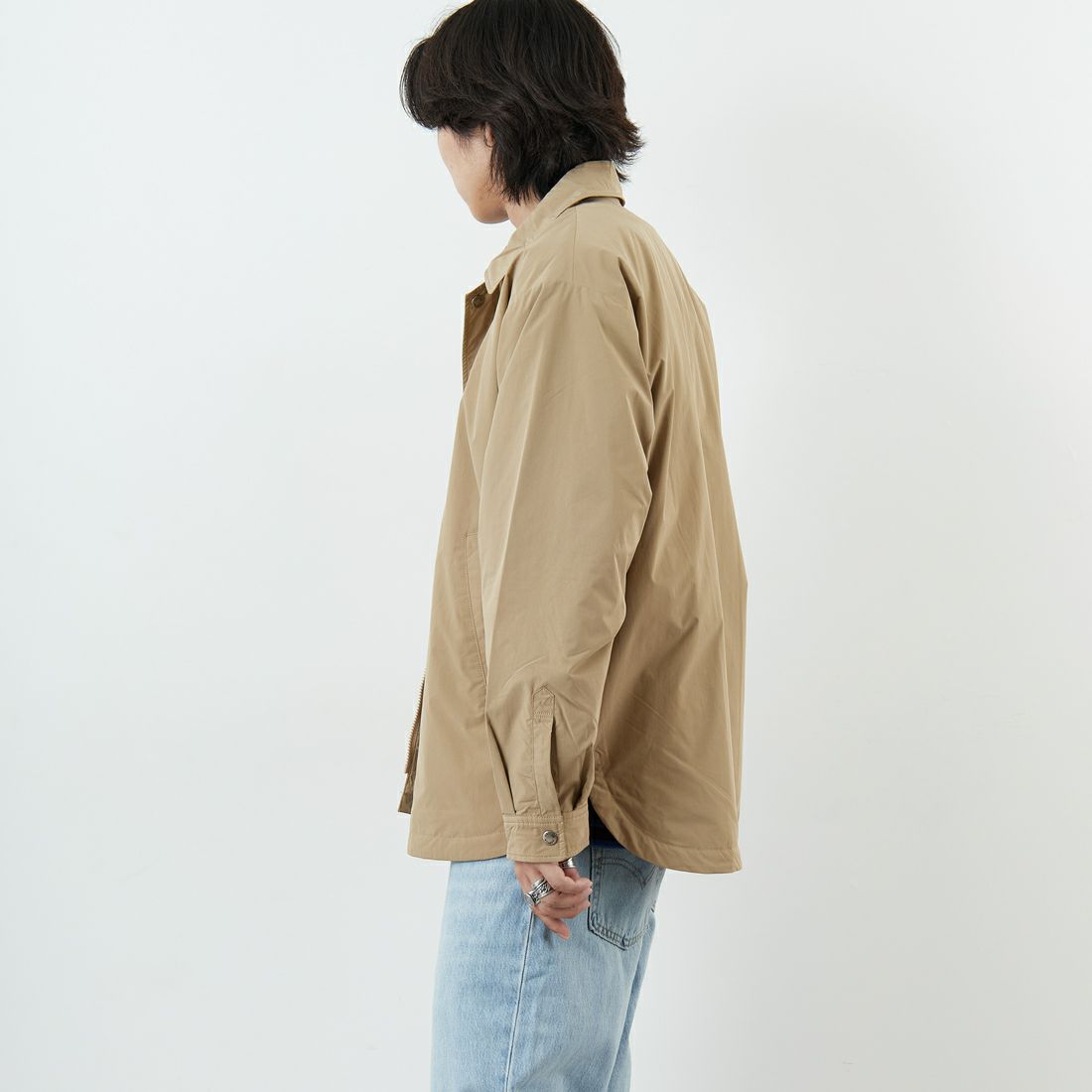 DANTON [ダントン] ピーチタフタ 中綿コーチジャケット [DT-A0716PNT] BEIGE &&モデル身長：179cm 着用サイズ：42&&