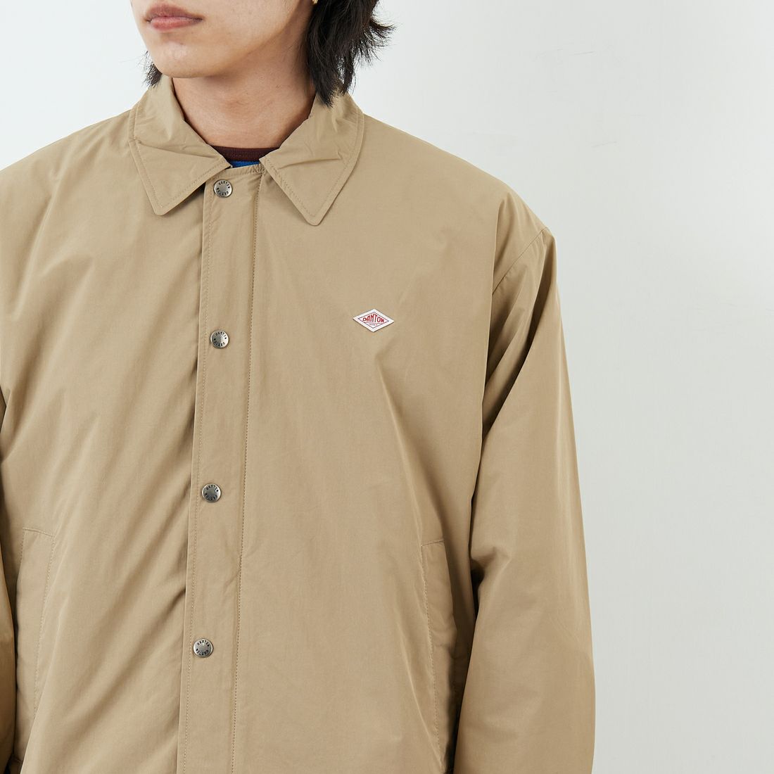 DANTON [ダントン] ピーチタフタ 中綿コーチジャケット [DT-A0716PNT] BEIGE &&モデル身長：179cm 着用サイズ：42&&