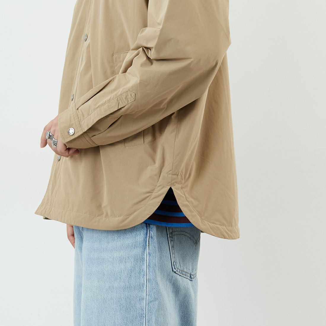 DANTON [ダントン] ピーチタフタ 中綿コーチジャケット [DT-A0716PNT] BEIGE &&モデル身長：179cm 着用サイズ：42&&