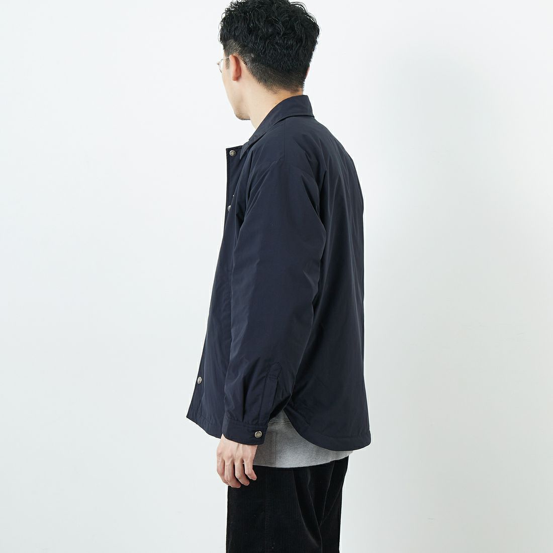 DANTON [ダントン] ピーチタフタ 中綿コーチジャケット [DT-A0716PNT] NAVY &&モデル身長：168cm 着用サイズ：38&&