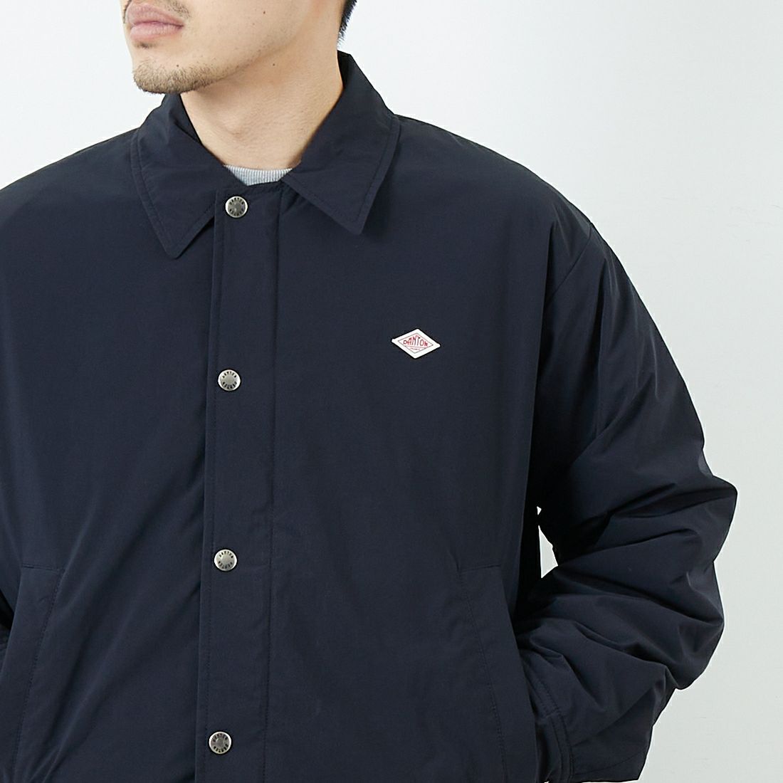 DANTON [ダントン] ピーチタフタ 中綿コーチジャケット [DT-A0716PNT] NAVY &&モデル身長：168cm 着用サイズ：38&&