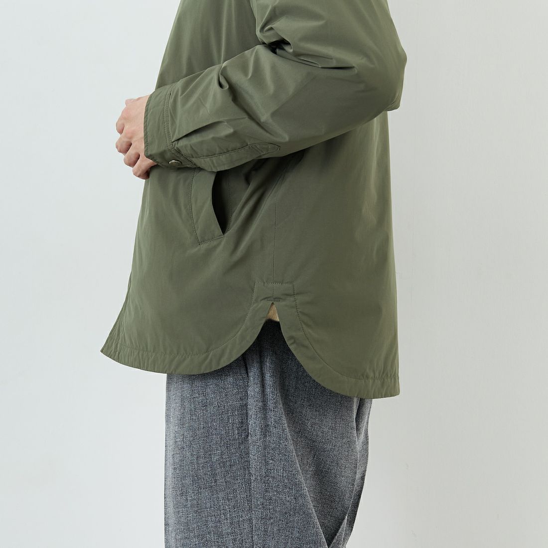 DEEP OLIVE&&モデル身長：168cm 着用サイズ：38&&