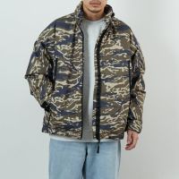 phenix [プラスフェニックス] 別注 LEVEL7 ダウンジャケット [POO