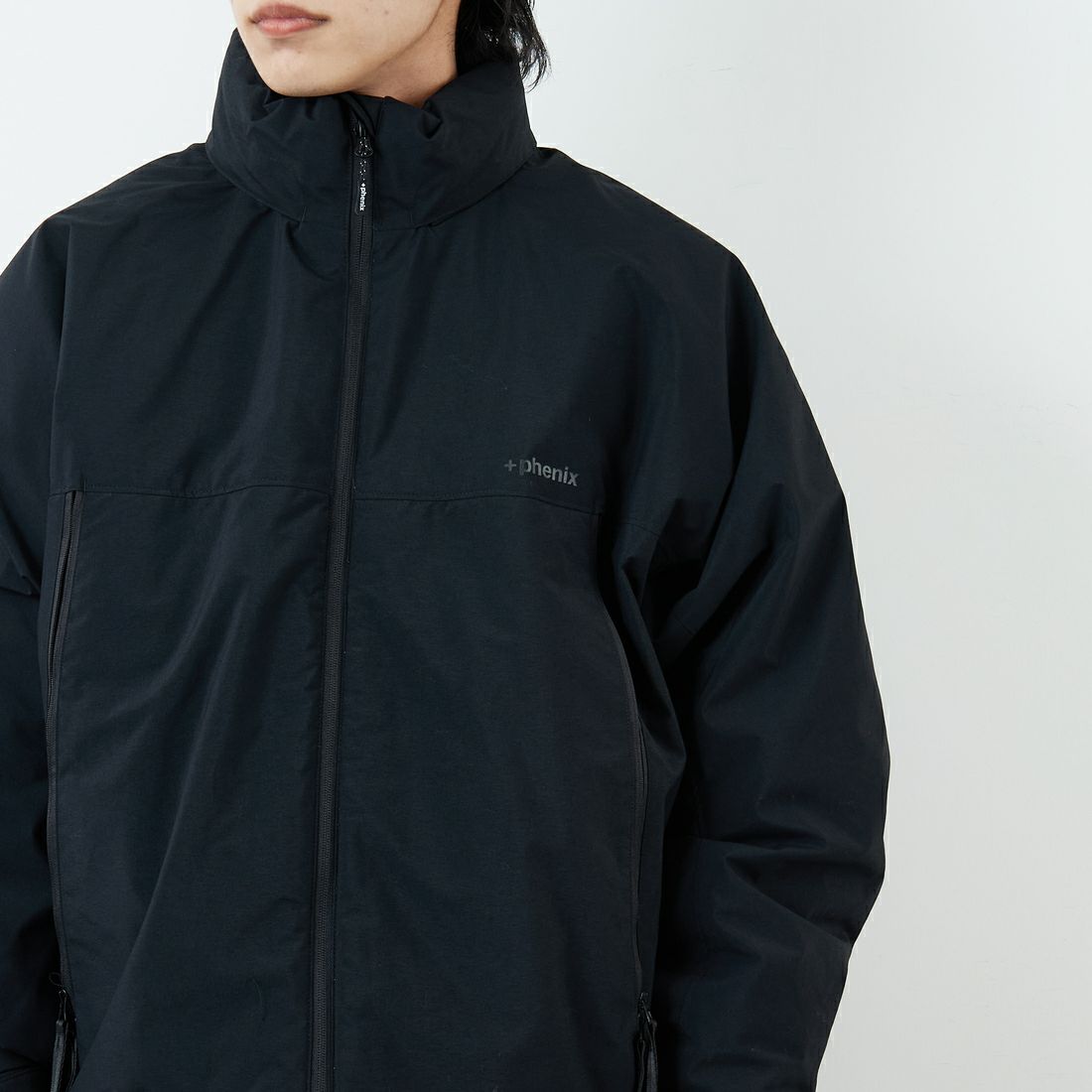 +phenix [プラスフェニックス] 別注 LEVEL7 ダウンジャケット [POO-25080IN-JF] BLACK &&モデル身長：179cm 着用サイズ：XL&&