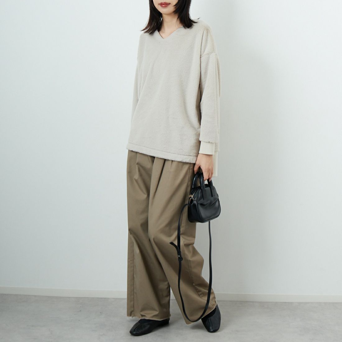 Jf Ready Made [ジェイエフレディメイド] カットファーVネックプルオーバー [3107106] 810 Lｸﾞﾚｲ &&モデル身長：162cm 着用サイズ：F&&