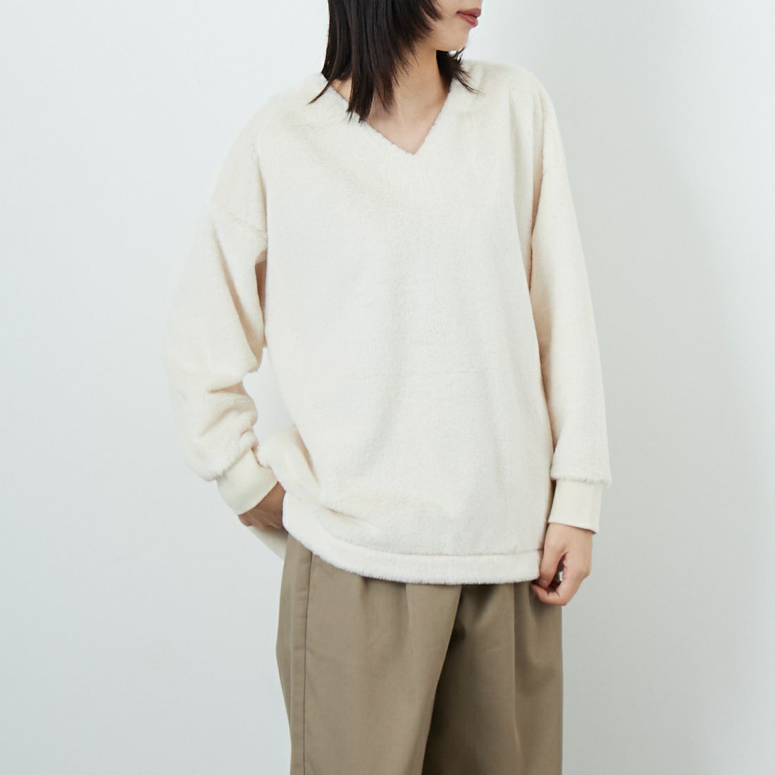 Jf Ready Made [ジェイエフレディメイド] カットファーVネックプルオーバー [3107106] 102 ｷﾅﾘ &&モデル身長：162cm 着用サイズ：F&&