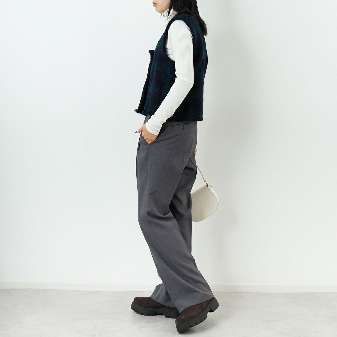 john branigan [ジョン ブラニガン] ツイードフリンジダブルベスト [JB270] TATTERSALL &&モデル身長：167cm 着用サイズ：F&&