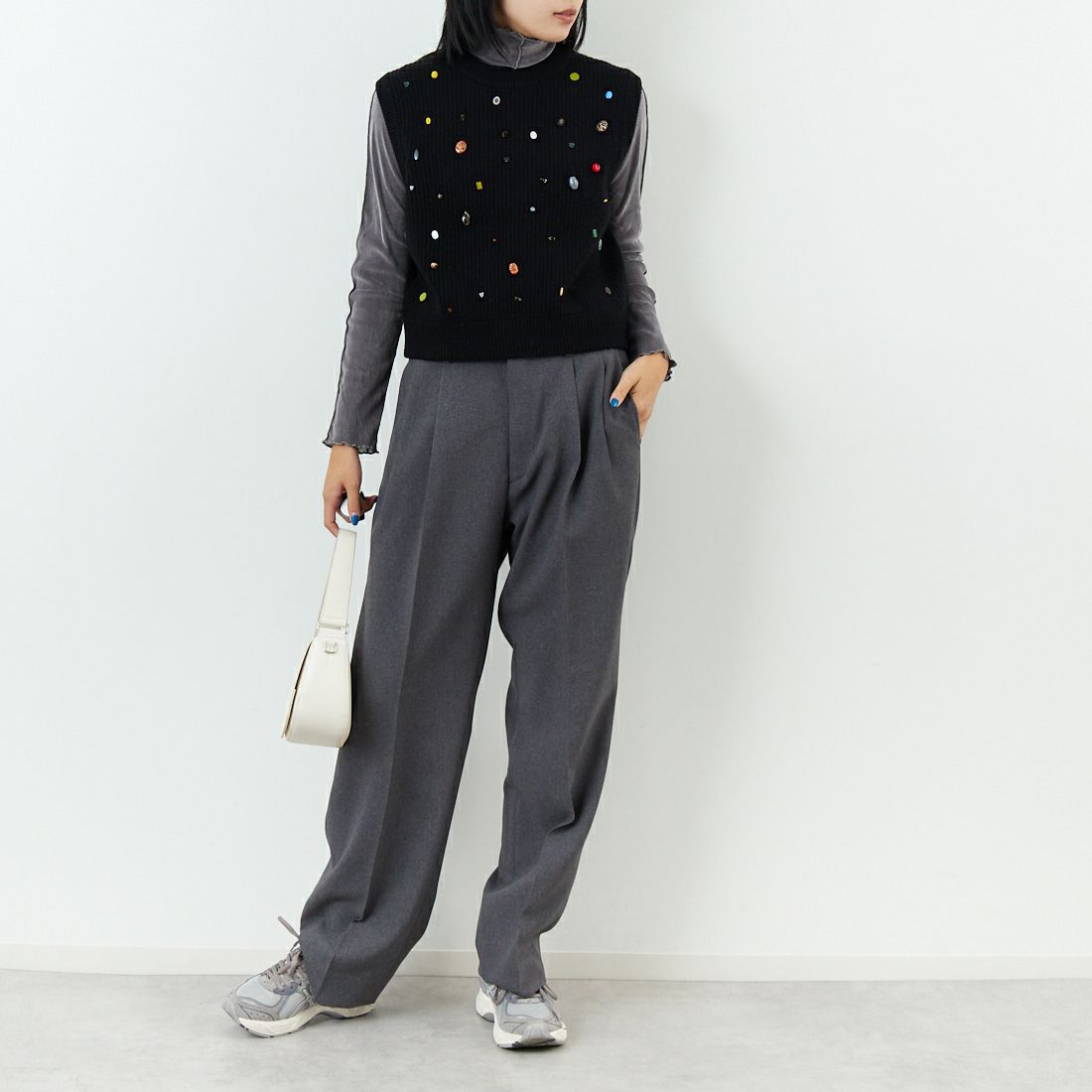 RYE TENDER [ライテンダー] プルスキベスト [110252500] BLACK &&モデル身長：167cm 着用サイズ：0&&