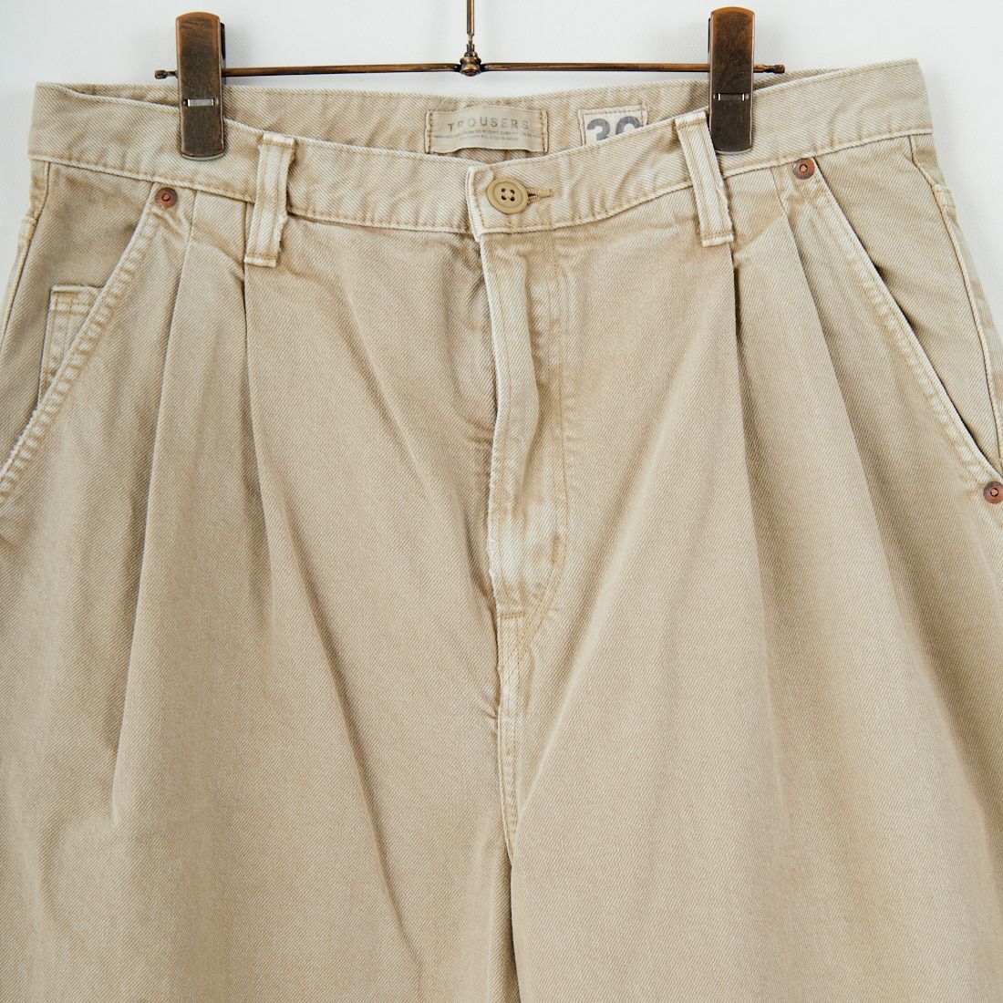 SKEWed [スキュー] ツータックトラウザー [HST001] 116 STONE