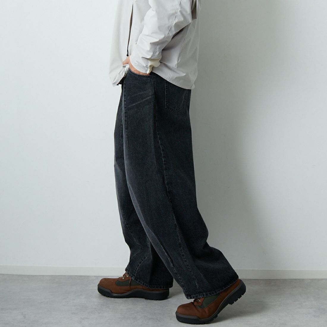 Needles [ニードルズ] ヒザデルジーン [RW235] B BLACK &&モデル身長：179cm 着用サイズ：S&&