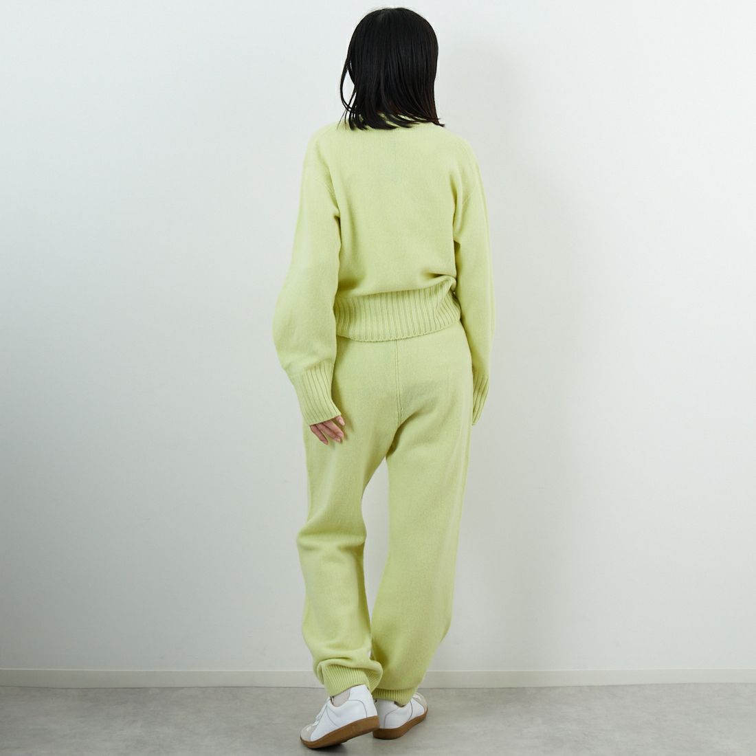 UNFIL [アンフィル] ファインラムウール ベルト付きパンツ [WVFL-UW119] LIME YEL &&モデル身長：162cm 着用サイズ：1&&