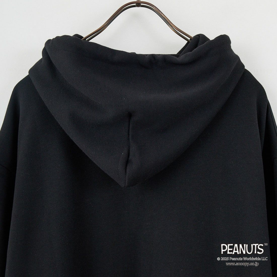 TRIPPY MIKIO ART [トリッピーミキオアート] SNOOPY スプレーアート フーディ [TR-057] BLACK