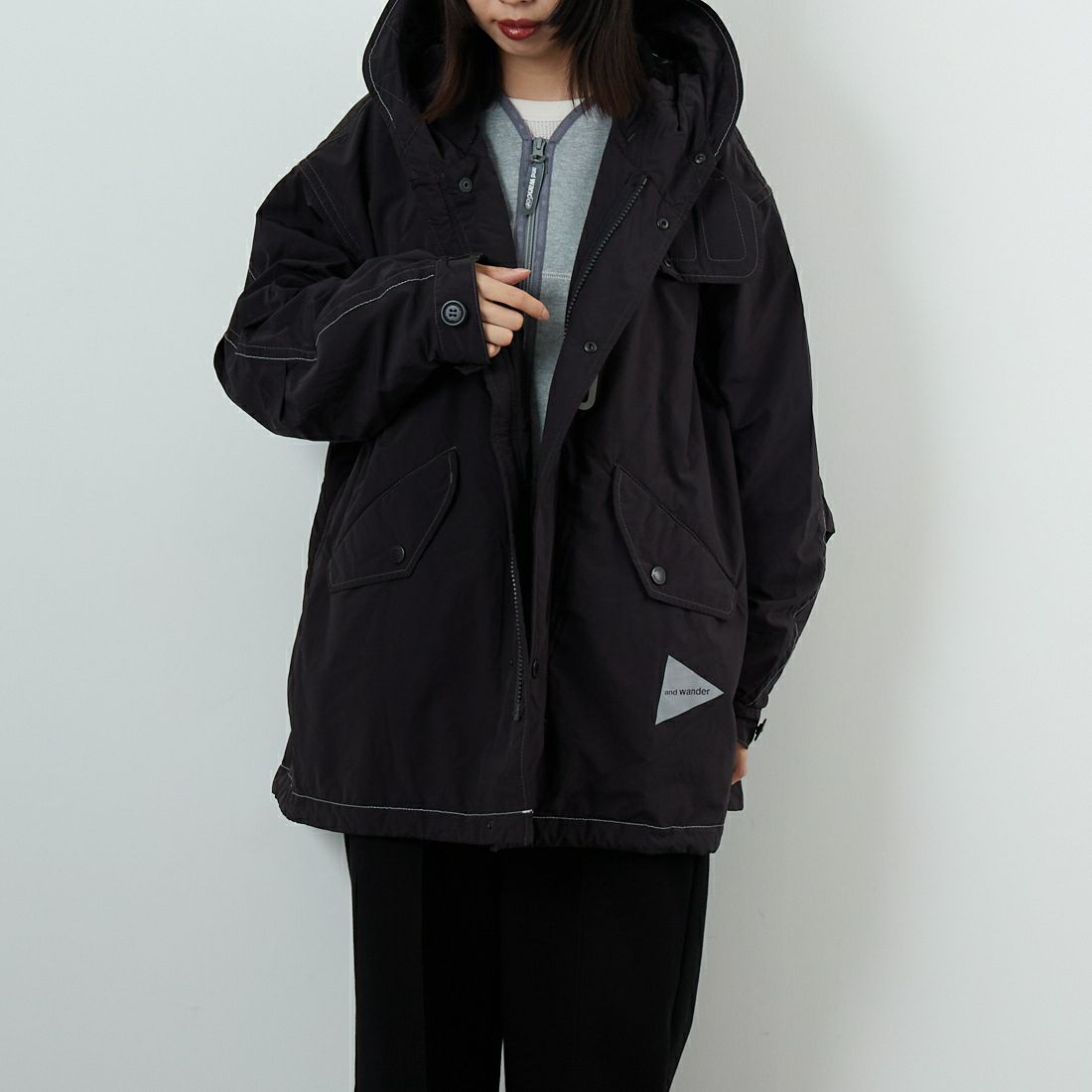 and wander [アンドワンダー] フィッシュテールコート OCTA [5745281051] BLACK &&モデル身長：162cm 着用サイズ：WM&&