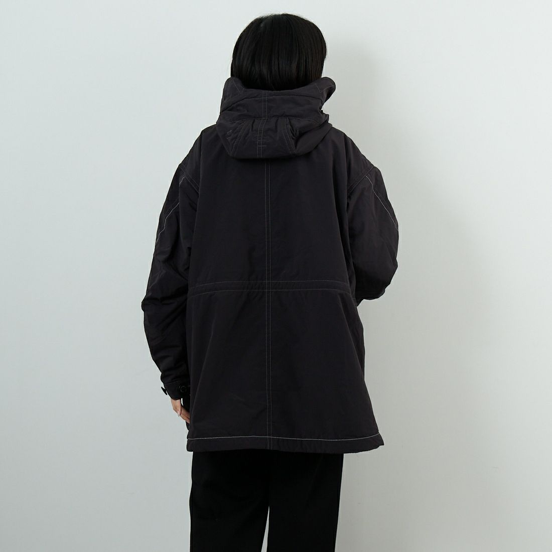 and wander [アンドワンダー] フィッシュテールコート OCTA [5745281051] BLACK &&モデル身長：162cm 着用サイズ：WM&&