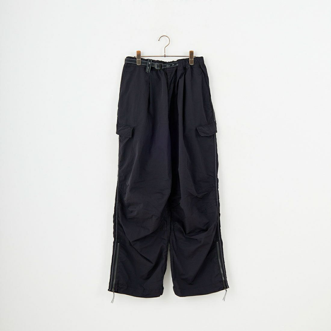 and wander [アンドワンダー] ROA×and wander ガーメントダイ ナイロンパンツ [5745222537]