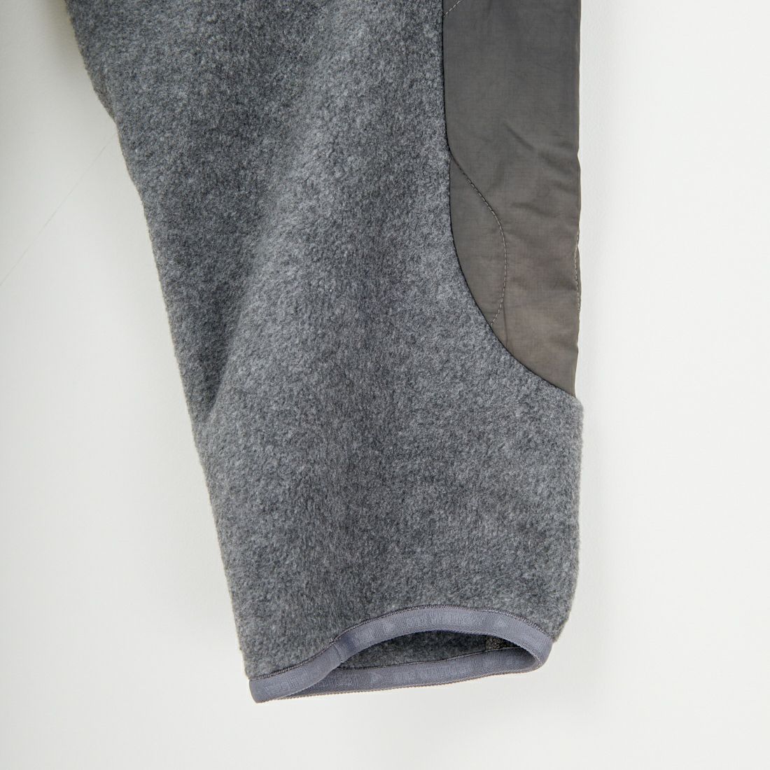 and wander [アンドワンダー] ROA×and wander タイダイ染キルティングフリースジャケット [5745241538] GRAY