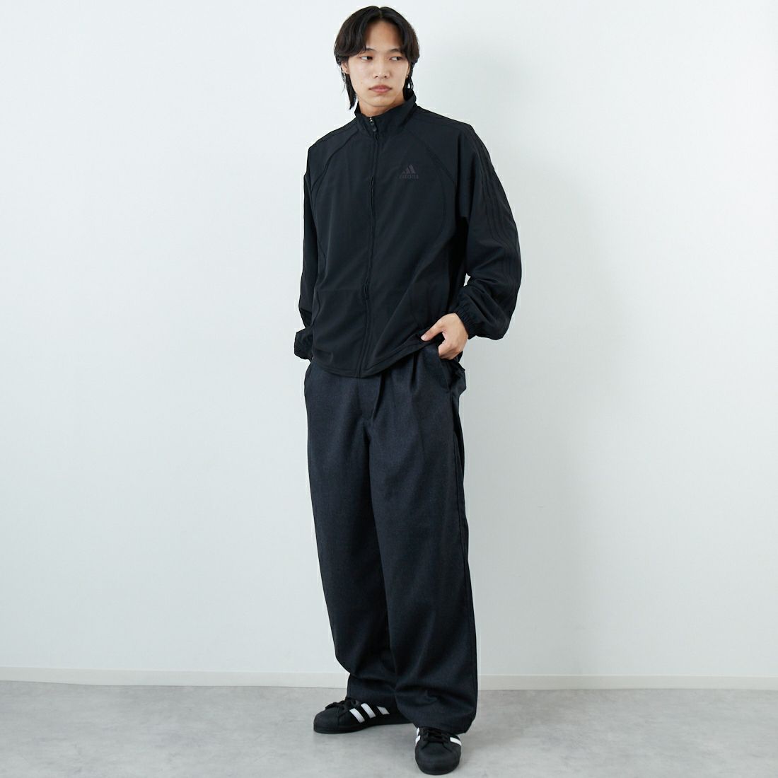 adidas Originals [アディダス オリジナルス] チームガイスト トラックトップ [DVR33] JW5864 &&モデル身長：179cm 着用サイズ：M&&