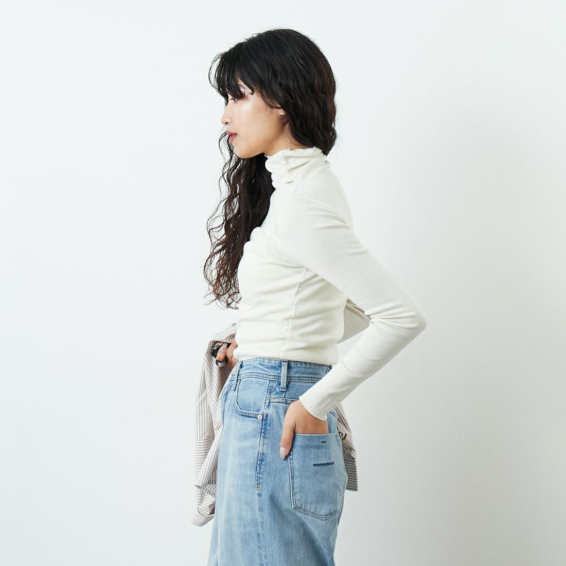 Jeans Factory Clothes [ジーンズファクトリークローズ] TCフライスボトルネックTシャツ [131824] 01 ｵﾌﾎﾜｲﾄ &&モデル身長：162cm 着用サイズ：F&&