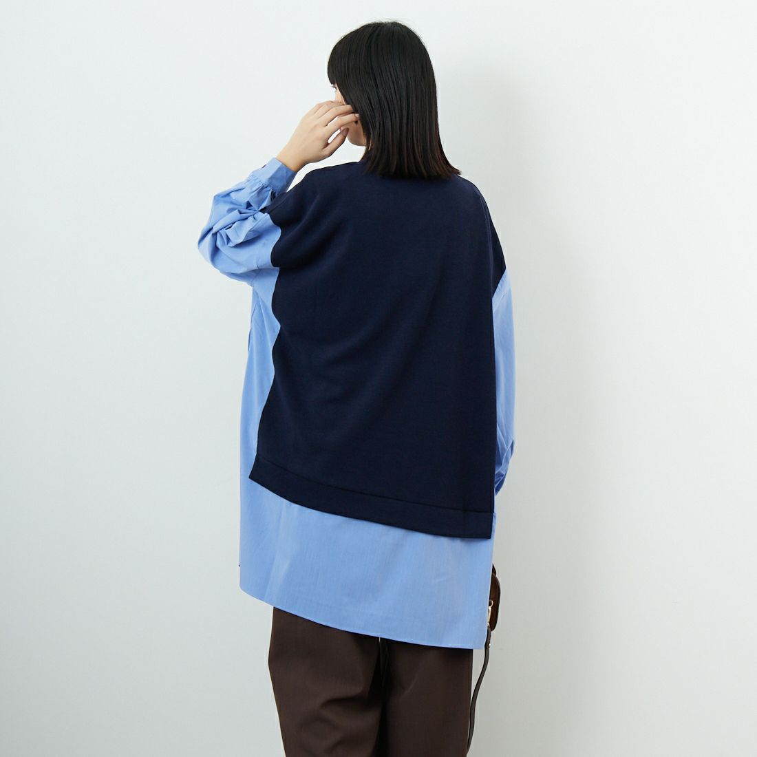 Kelen [ケレン] パネルデザイン ニットコンビトップス JOHA [LKL25FCS2006] NAVY &&モデル身長：162cm 着用サイズ：M&&