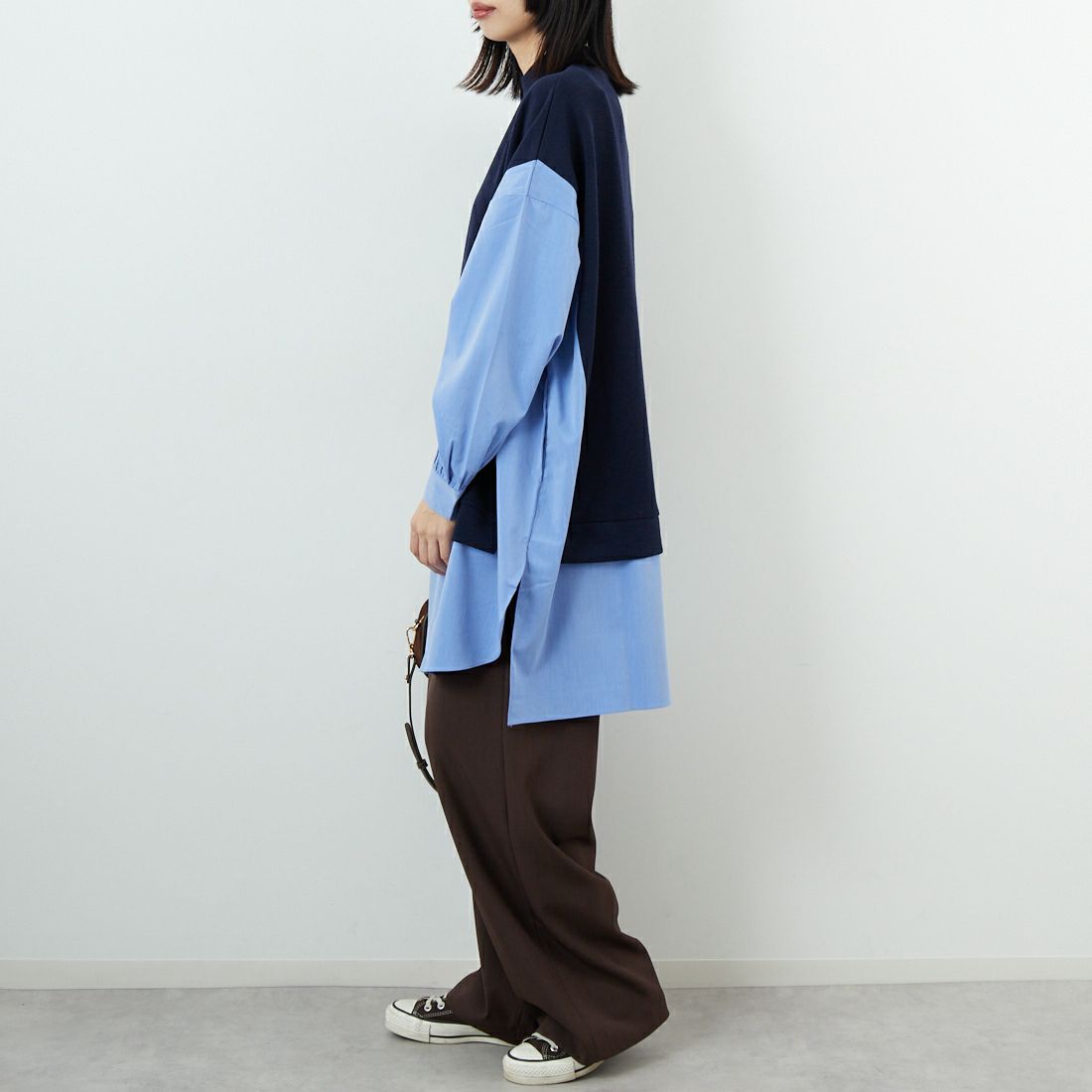 Kelen [ケレン] パネルデザイン ニットコンビトップス JOHA [LKL25FCS2006] NAVY &&モデル身長：162cm 着用サイズ：M&&