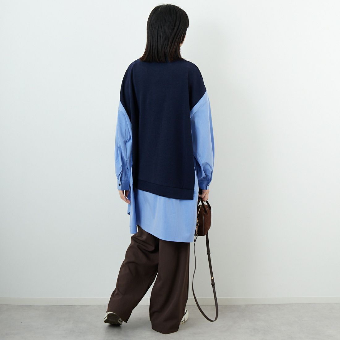Kelen [ケレン] パネルデザイン ニットコンビトップス JOHA [LKL25FCS2006] NAVY &&モデル身長：162cm 着用サイズ：M&&
