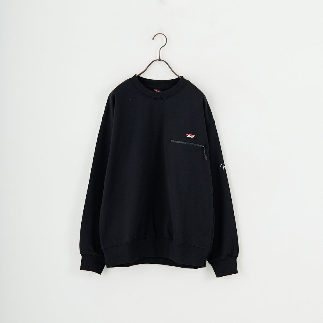 JEANSFACTORY × NANGA [ジーンズファクトリー × ナンガ] 別注 ワンポイントロゴ刺繍 ジップポケットスウェット [NW2503-JF] BLACK