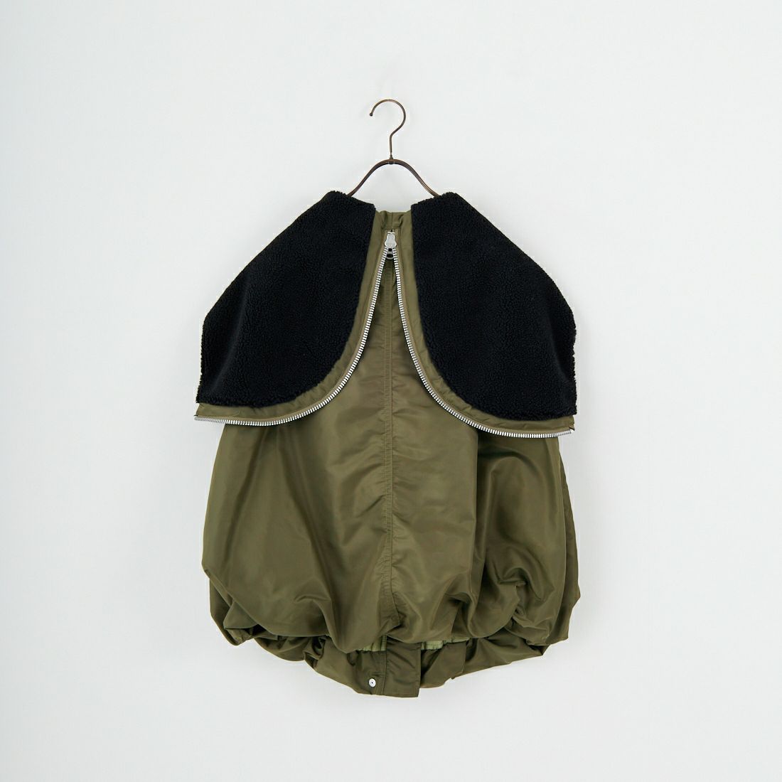 Munich [ミューニック] ナイロンツイルドッキングベスト [MN252B44] 047 KHK