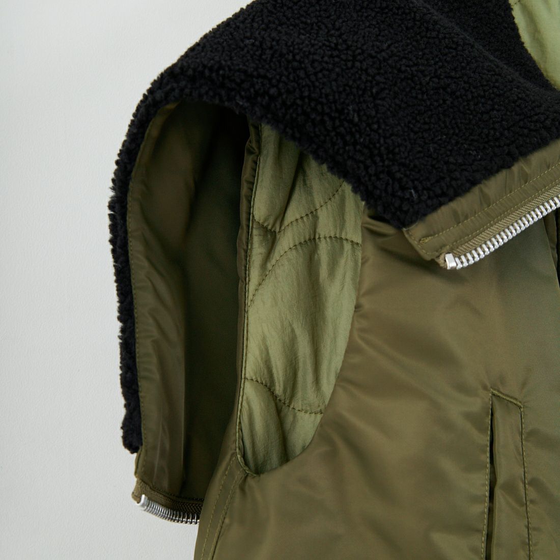 Munich [ミューニック] ナイロンツイルドッキングベスト [MN252B44] 047 KHK