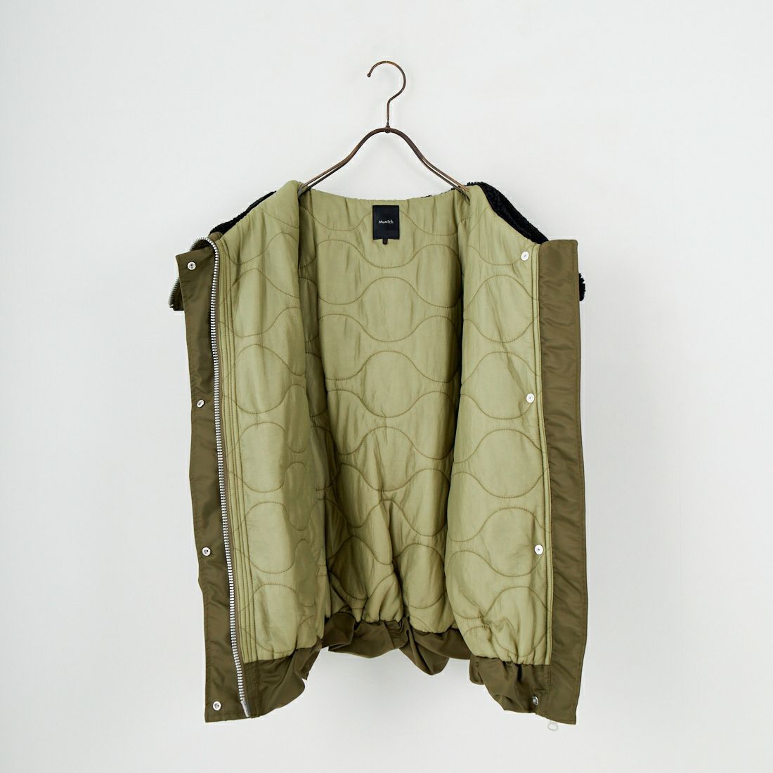 Munich [ミューニック] ナイロンツイルドッキングベスト [MN252B44] 047 KHK