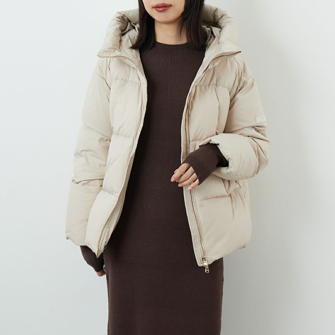 TATRAS [タトラス] GIGI/ジジ ダウンジャケット [LJXA0013013588] L.BEIGE &&モデル身長：162cm 着用サイズ：1&&