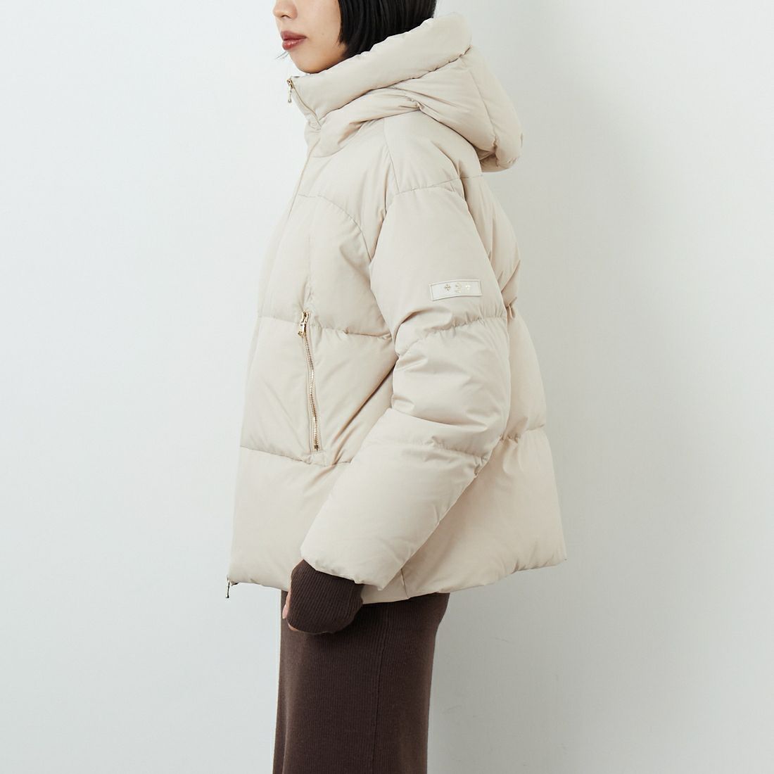 TATRAS [タトラス] GIGI/ジジ ダウンジャケット [LJXA0013013588] L.BEIGE &&モデル身長：162cm 着用サイズ：1&&