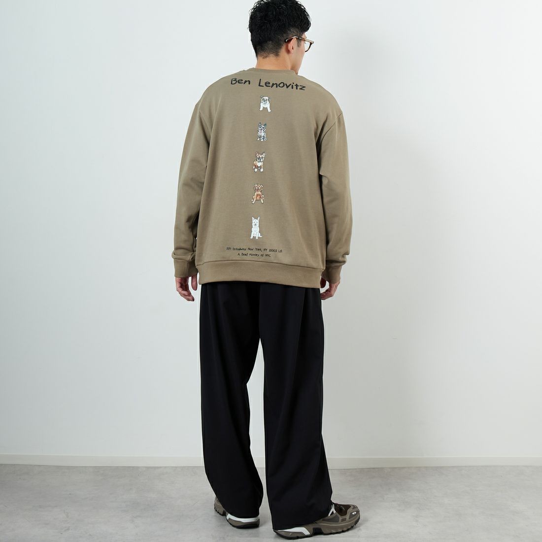 Ben Lenovitz [ベン レノビッツ] 別注 ドッグバックプリントスウェット [BL25F-002IN-JF] BEIGE &&モデル身長：168cm 着用サイズ：M&&