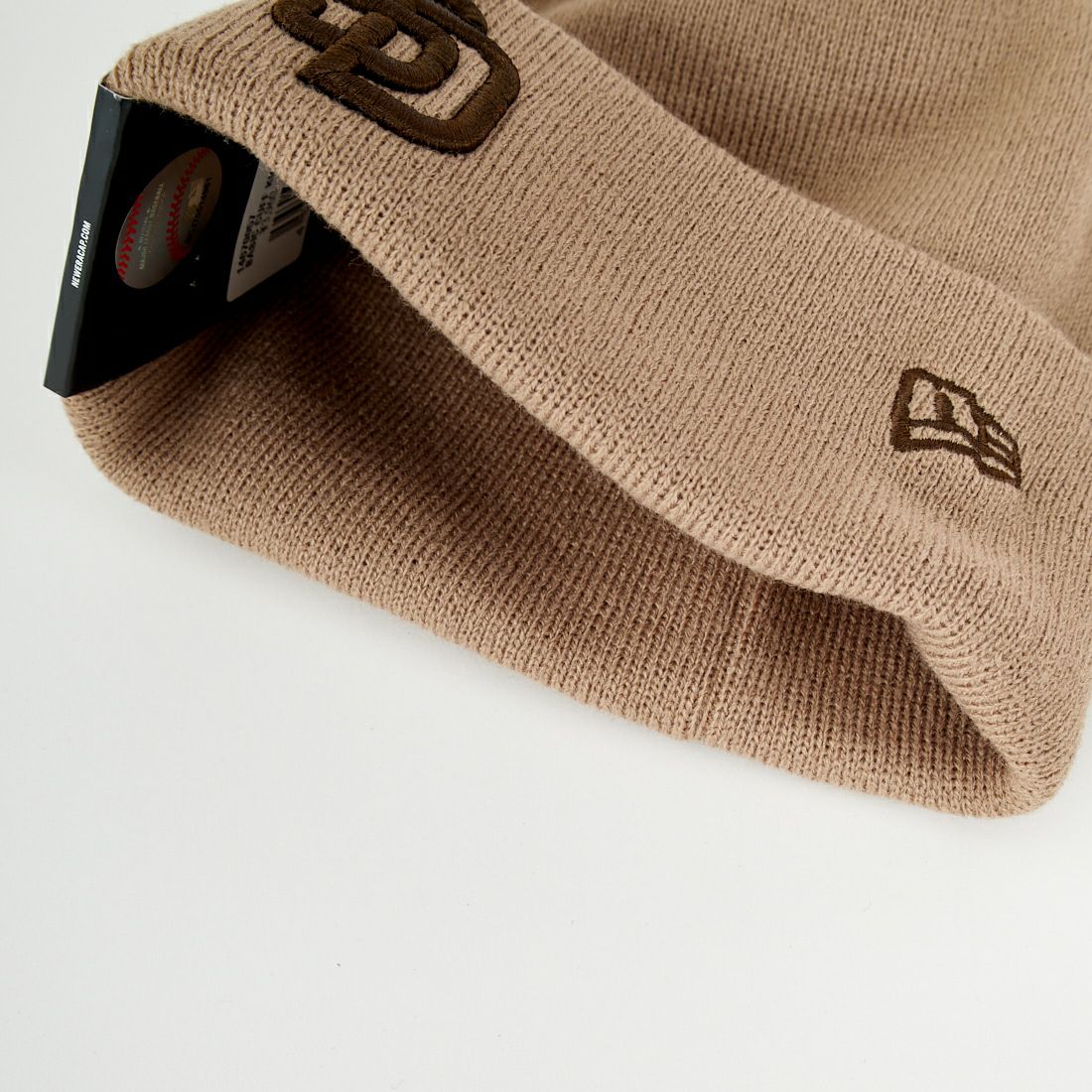 NEW ERA [ニューエラ] ベーシックカフニット サンディエゴ・パドレス [14670057] SADPAD BEI