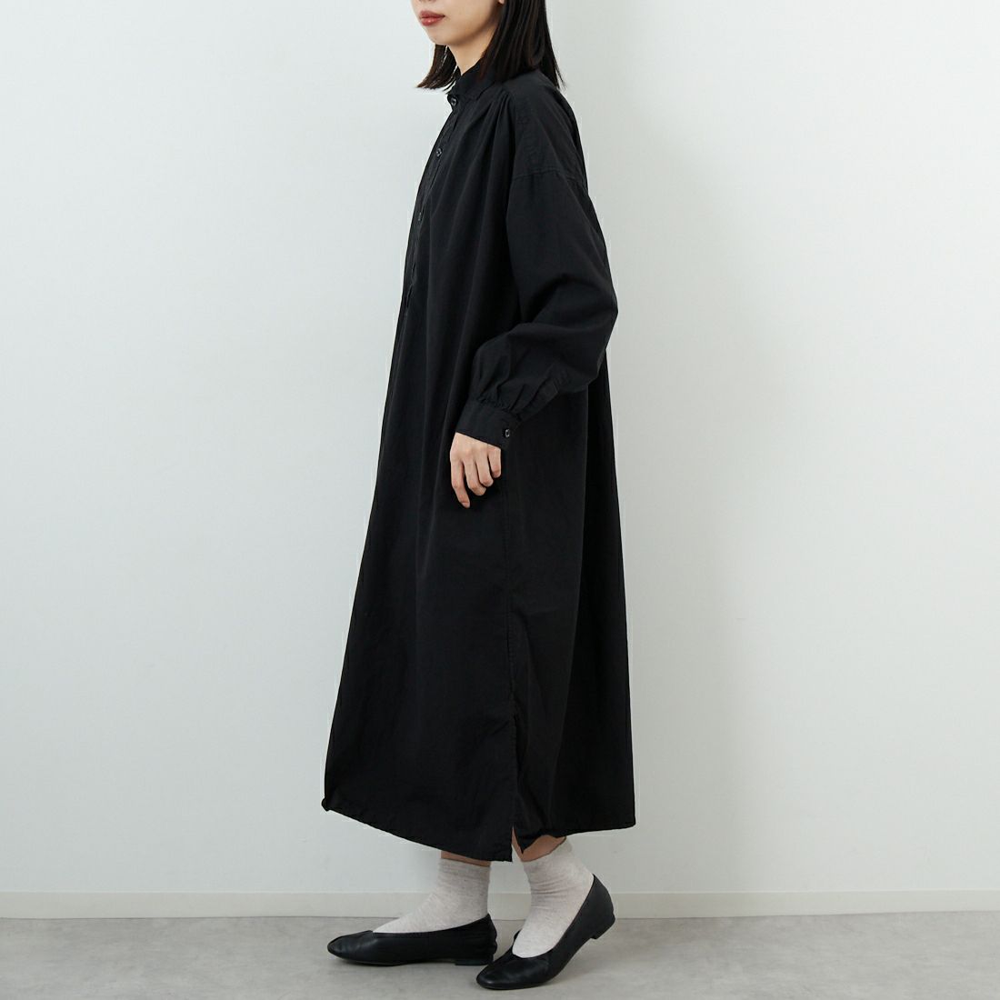 ARMEN [アーメン] ポプリンワークギャザーシャツドレス [INAM2555PD] 9900 BLACK &&モデル身長：162cm 着用サイズ：2&&