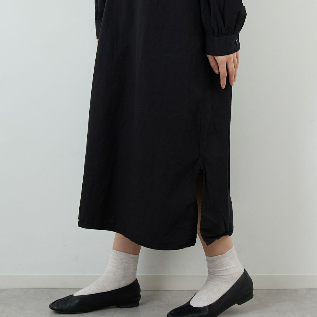 ARMEN [アーメン] ポプリンワークギャザーシャツドレス [INAM2555PD] 9900 BLACK &&モデル身長：162cm 着用サイズ：2&&